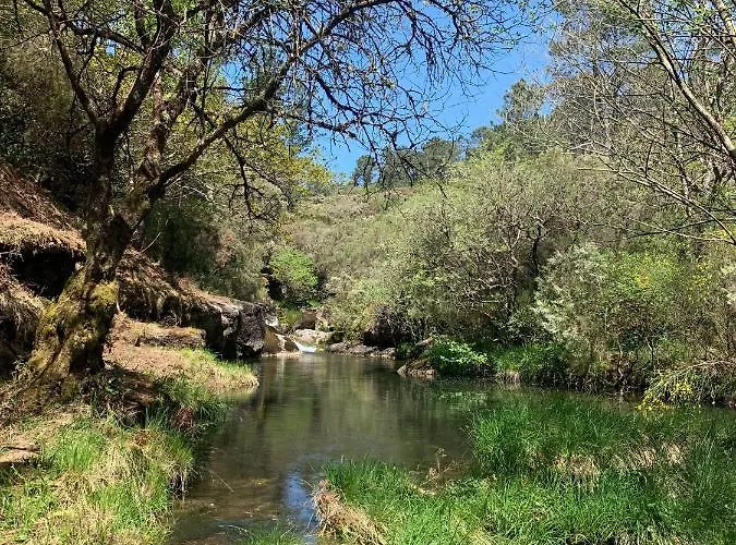 A Pedra Pensjonat Dumbría